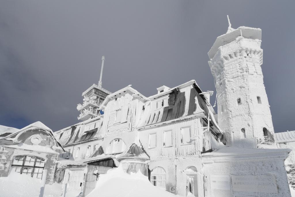 Studio Krusne Hory Klinovec Loučná pod Klínovcem Exterior foto
